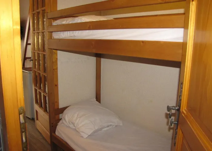 A Avec Balcon, Animaux Acceptes Et Parking - Fr-1-517-12 Apartment *