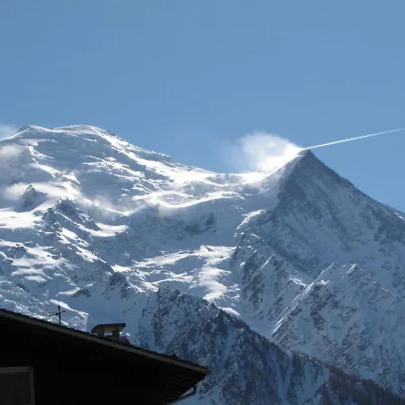 à Avec Balcon, Animaux Acceptés Et Parking - Fr-1-517-12 Appartement Chamonix